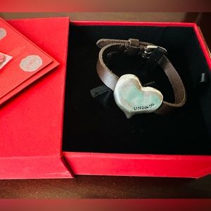 Uno de 50 Sterling Silver Heart leather band buckle bracelet